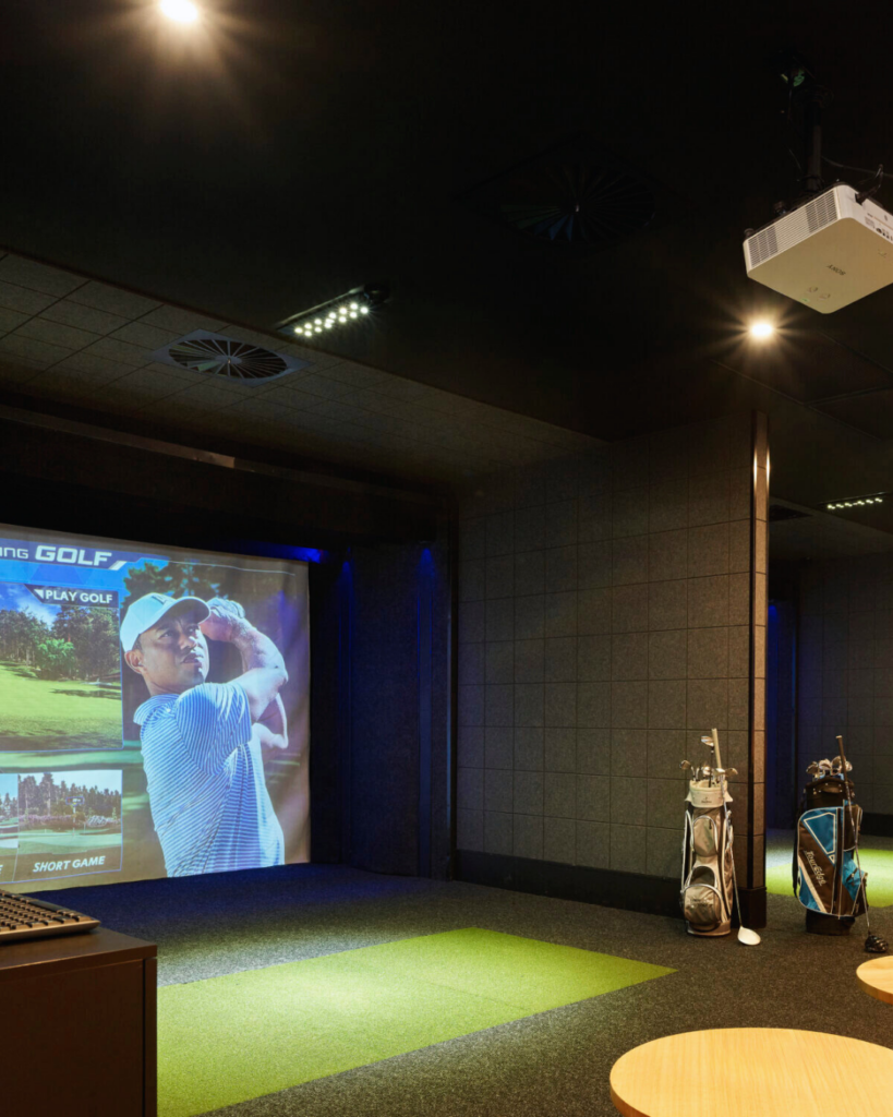 Sports HQ Bar & Interactive Games | Virtual Golf | Buffs Club Mt Isa